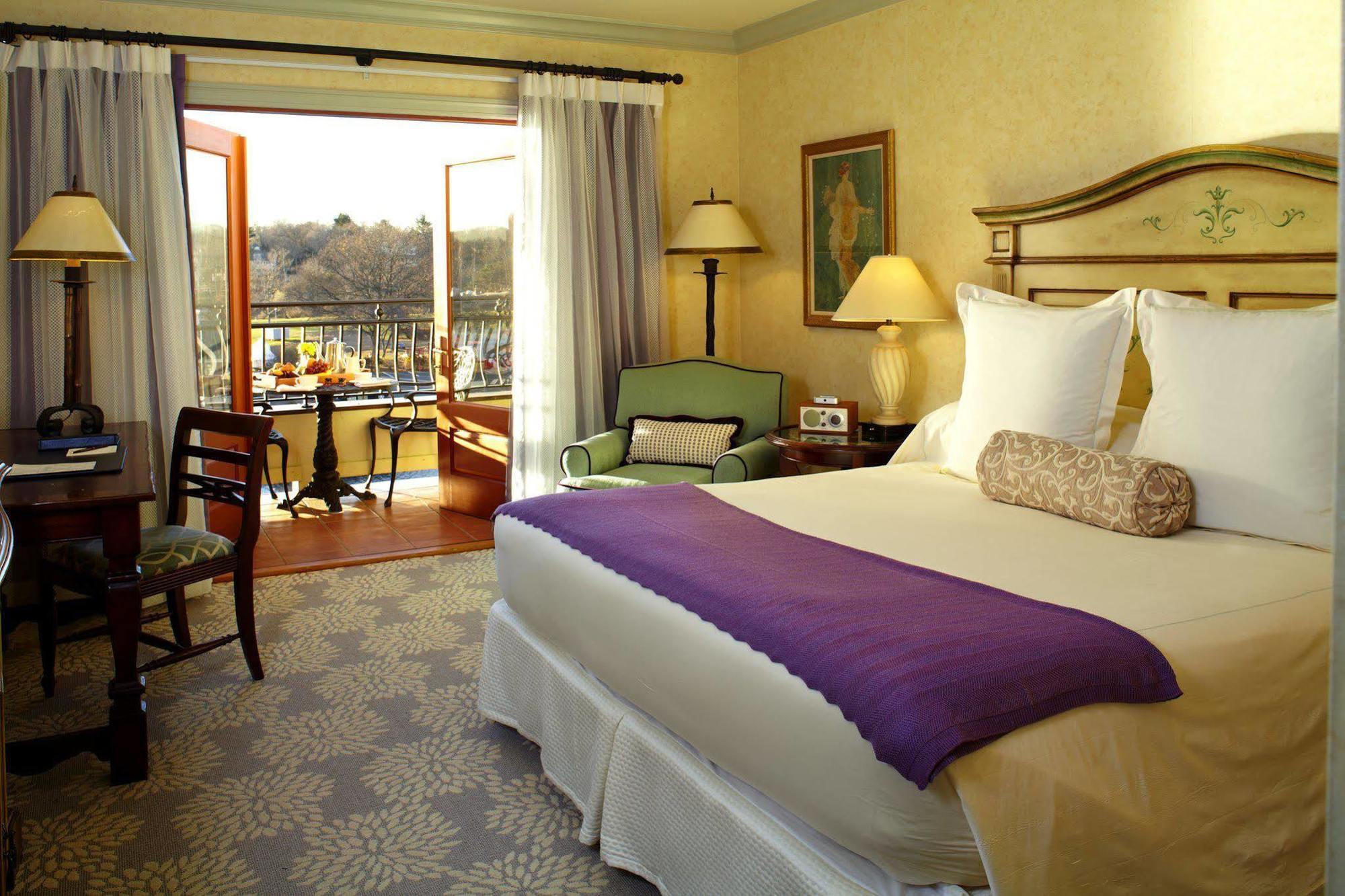 Delamar Greenwich Harbor Buitenkant foto